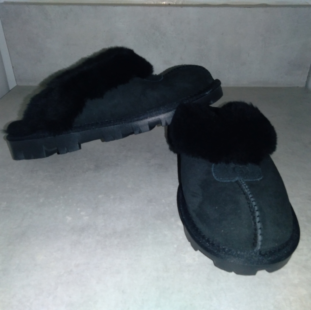 UGG Australia 5125 Coquette Slipper Black Genuine Shearling  7 EU 38,
